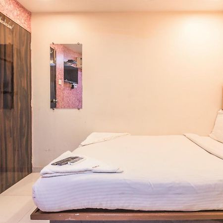 Hotel Mantra Residency Мумбай Екстериор снимка